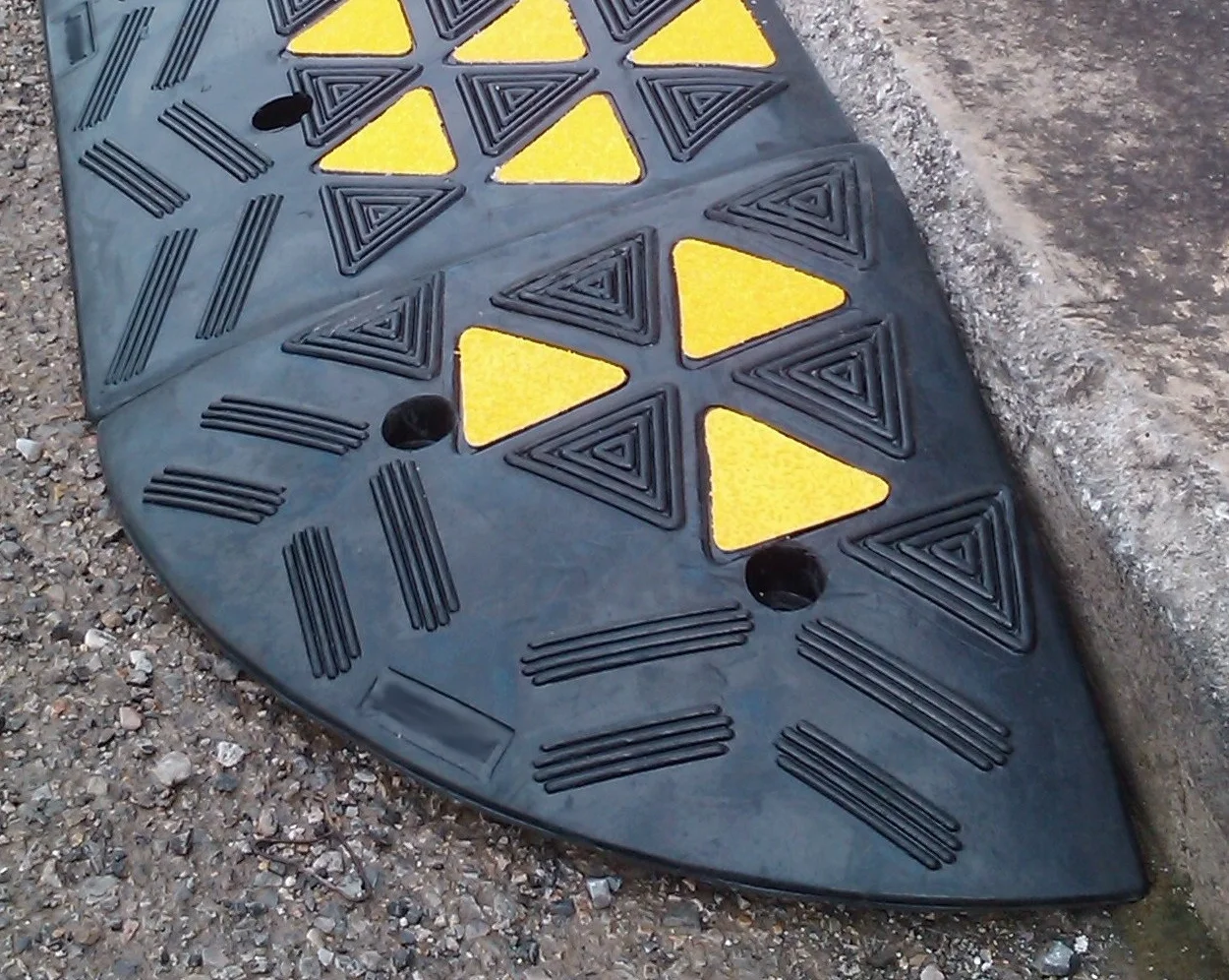 RKR-1E Rampa de Caucho Rubber Parte Fin 10 cm (Paquete de 1)
